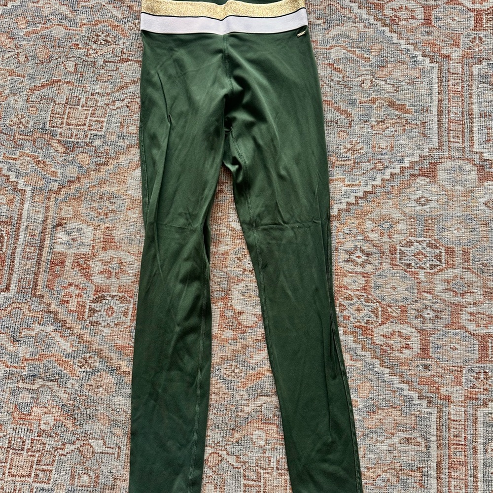 Victoria Secret’s Green Leggings